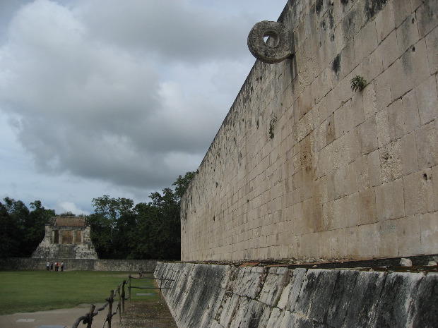 Chichén Itzá - Main Ball Court