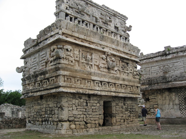 Chichén Itzá - Edifice of the Nuns