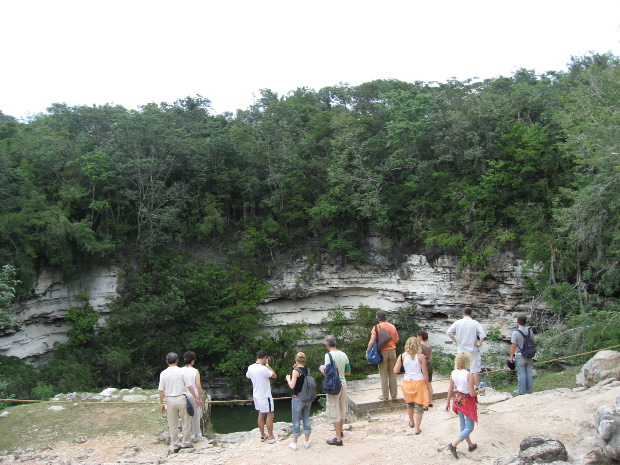 Chichén Itzá - Well of Sacrifice (Sacred Cenote)