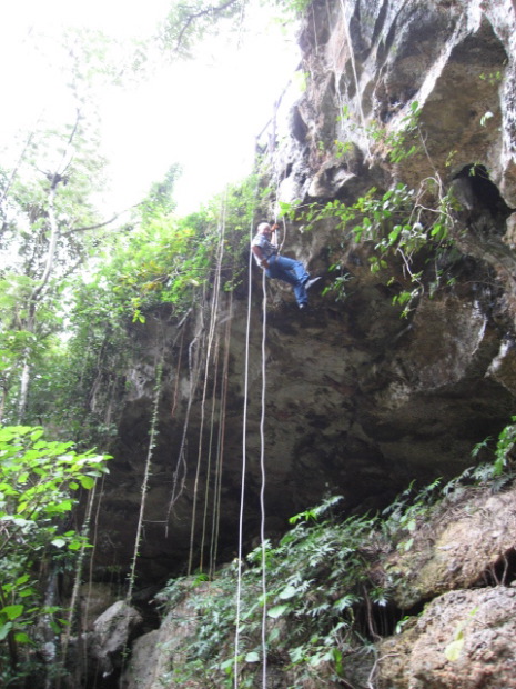 rapel into the jungle
